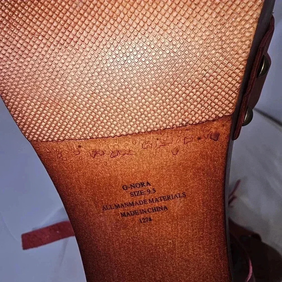 NWOT Madden Girl orange chunky heel sandles - Picture 5 of 10